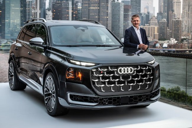 2027 Audi Q9 Debuts as Brand's Largest Luxury SUV With Powerful V6 and V8 Engines
